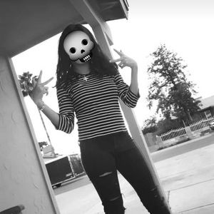 Meet your Posher, Daniela